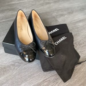 Authentic Chanel Black Leather Ballerina Flats